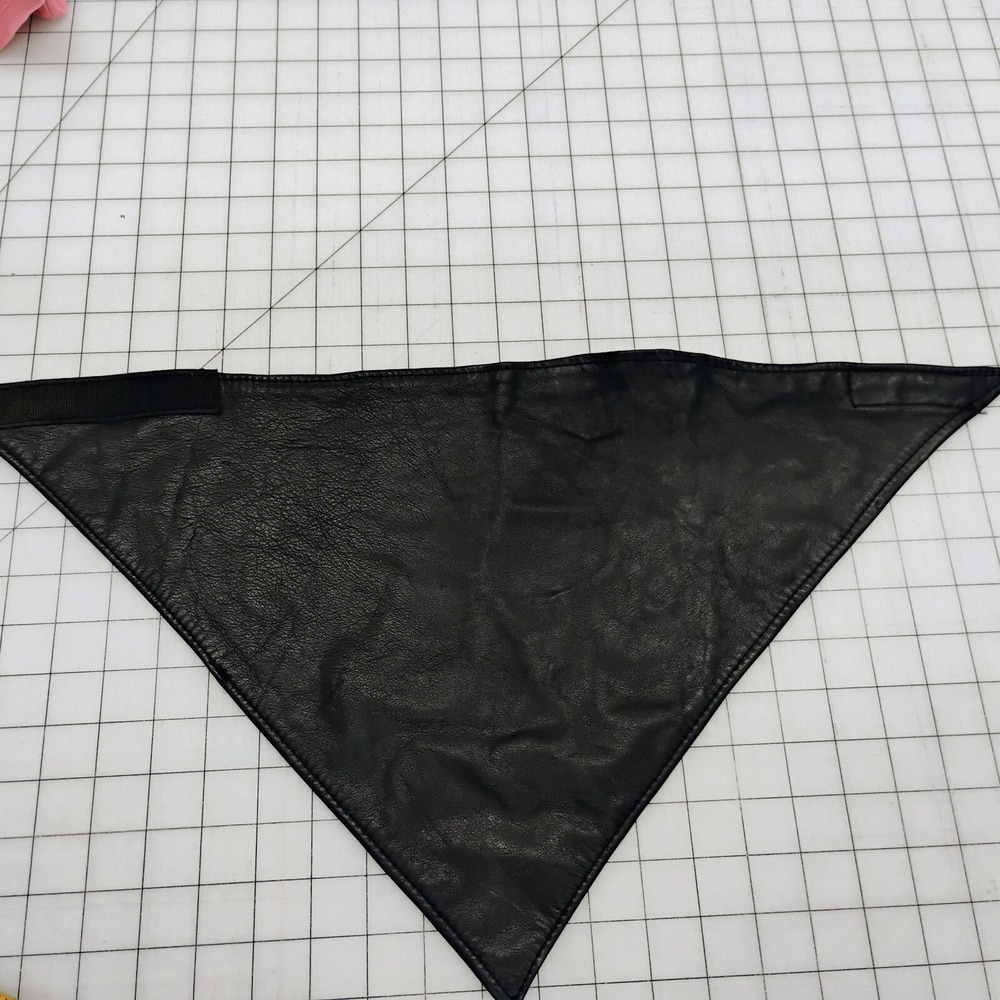 Motorcycle Bandana Leather Collar for Large Dog Adjustable Closure‎